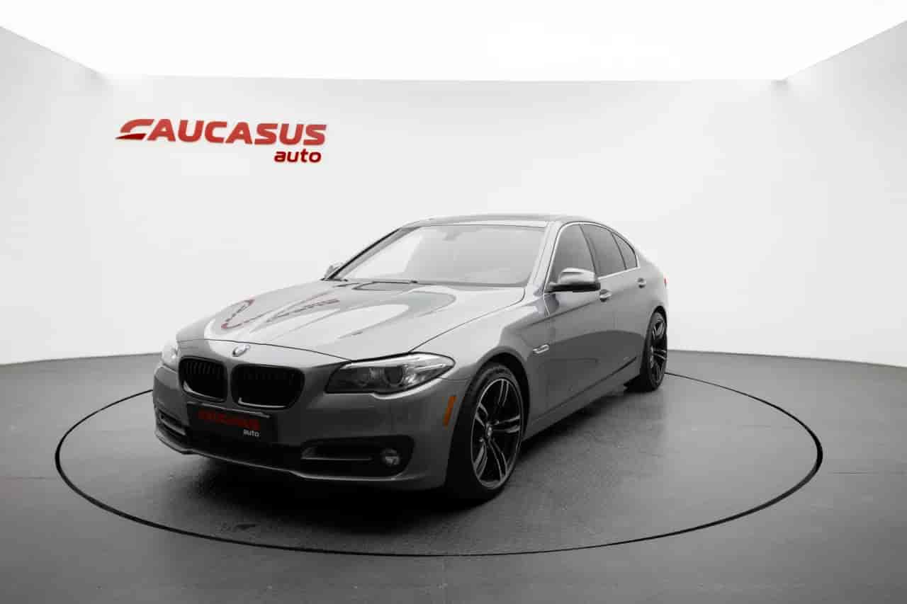 BMW 528i - 1