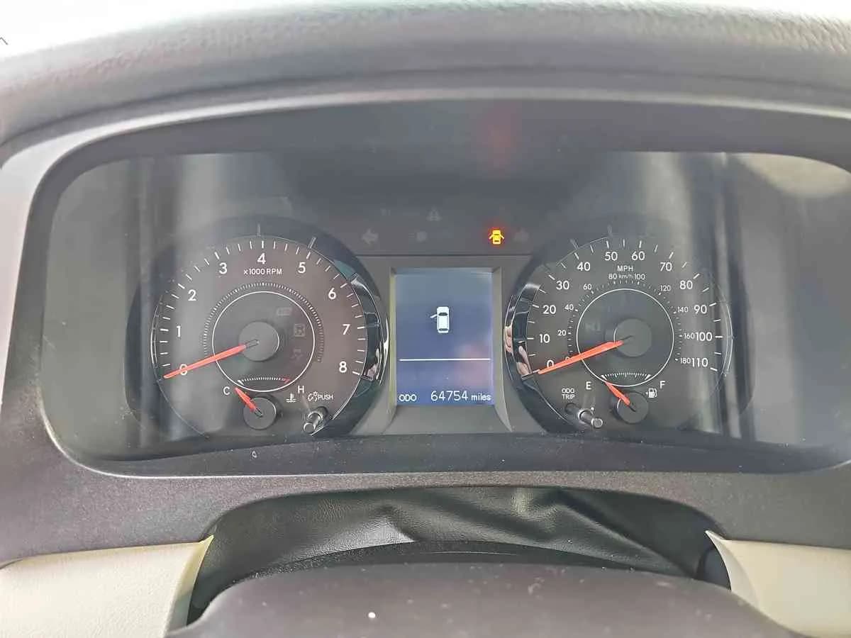 TOYOTA Sienna - 10