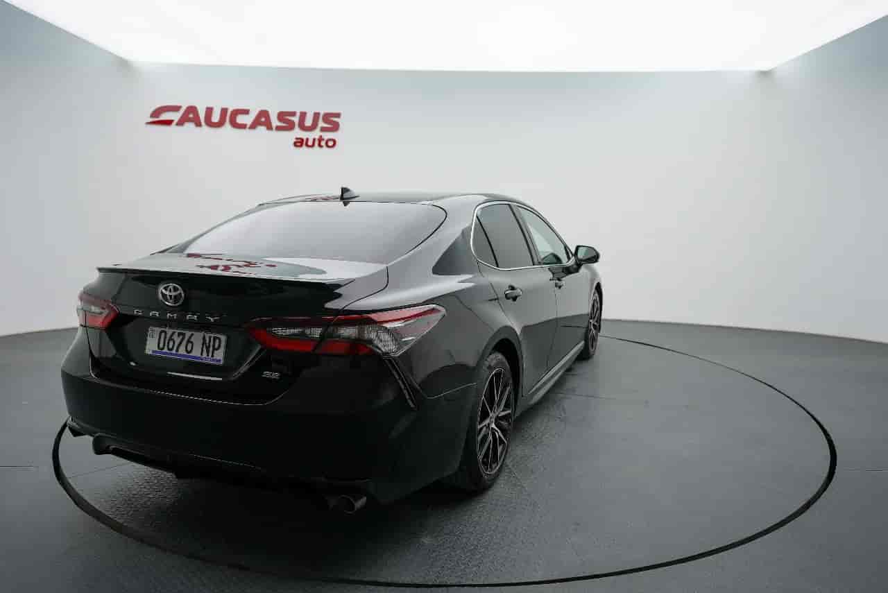 TOYOTA Camry - 4