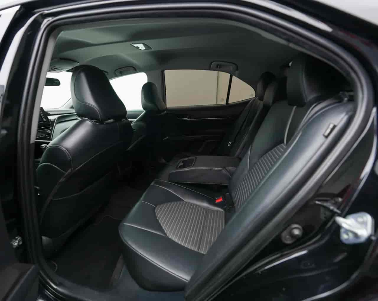 TOYOTA Camry - 8