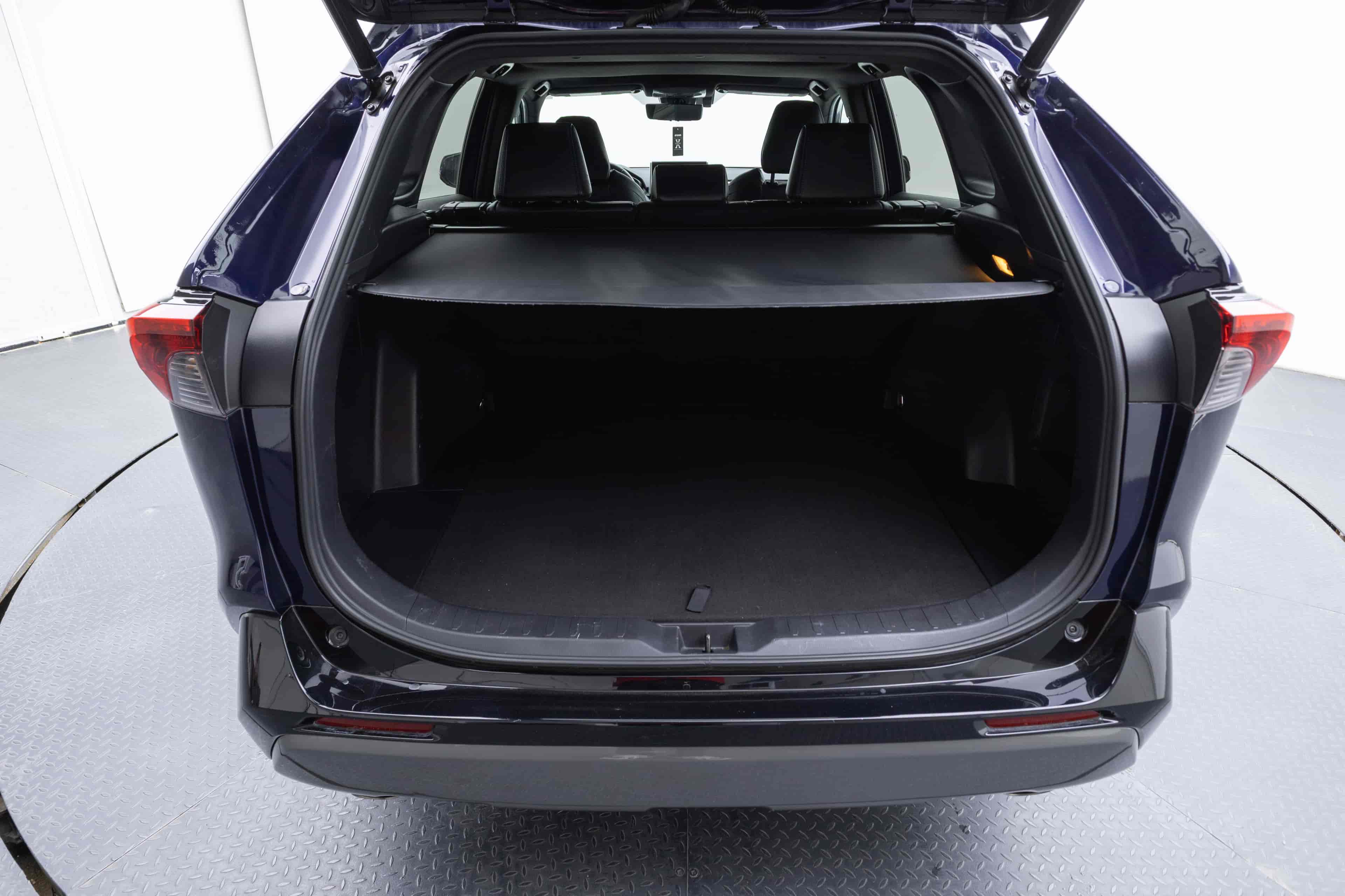 TOYOTA RAV4 - 7