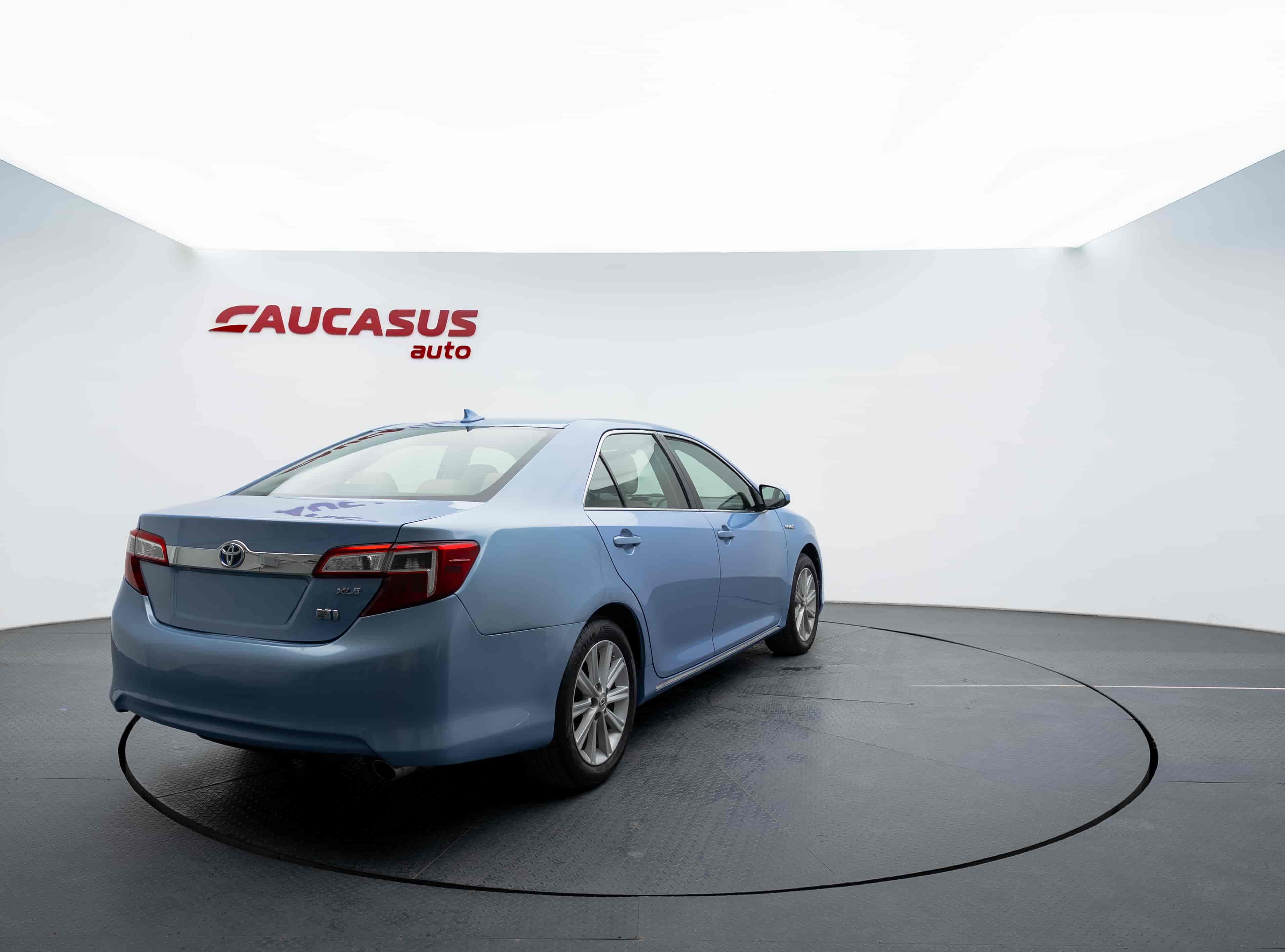 TOYOTA Camry - 4