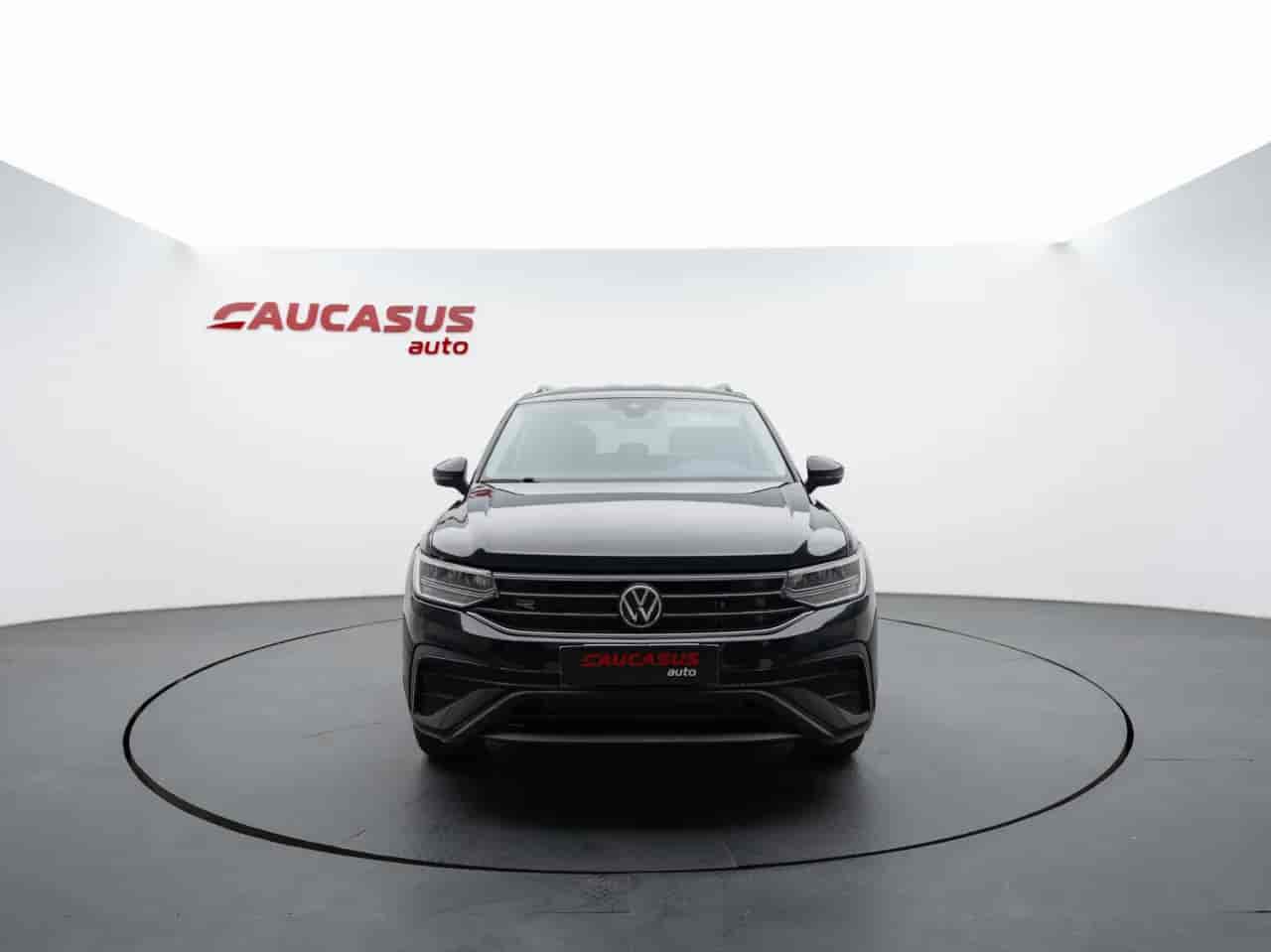 VOLKSWAGEN Tiguan - 2