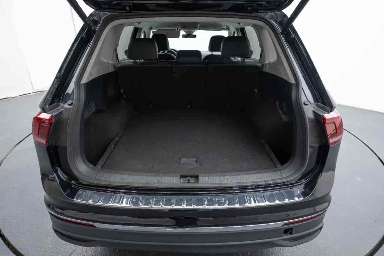 VOLKSWAGEN Tiguan - 7