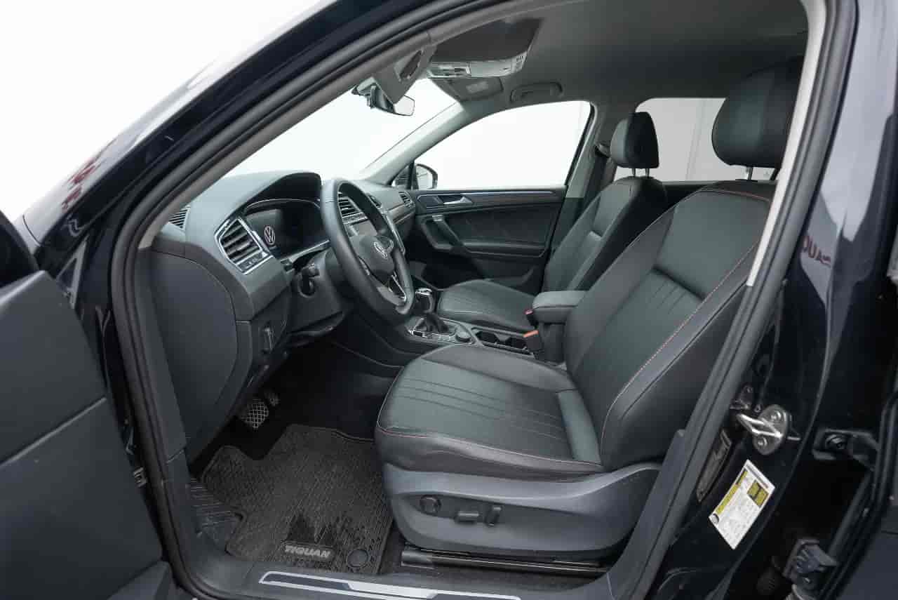 VOLKSWAGEN Tiguan - 10