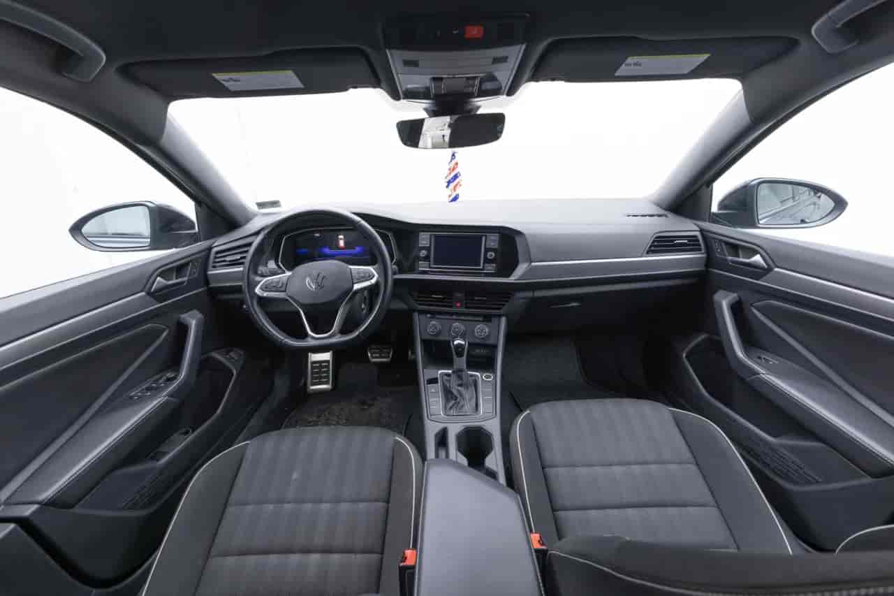VOLKSWAGEN Jetta - 8