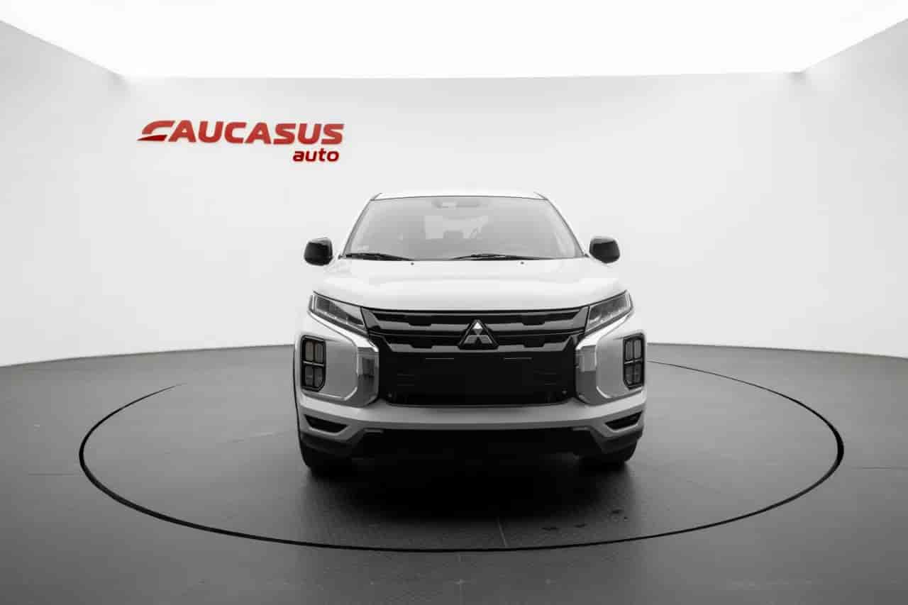 MITSUBISHI Outlander Sport - 2