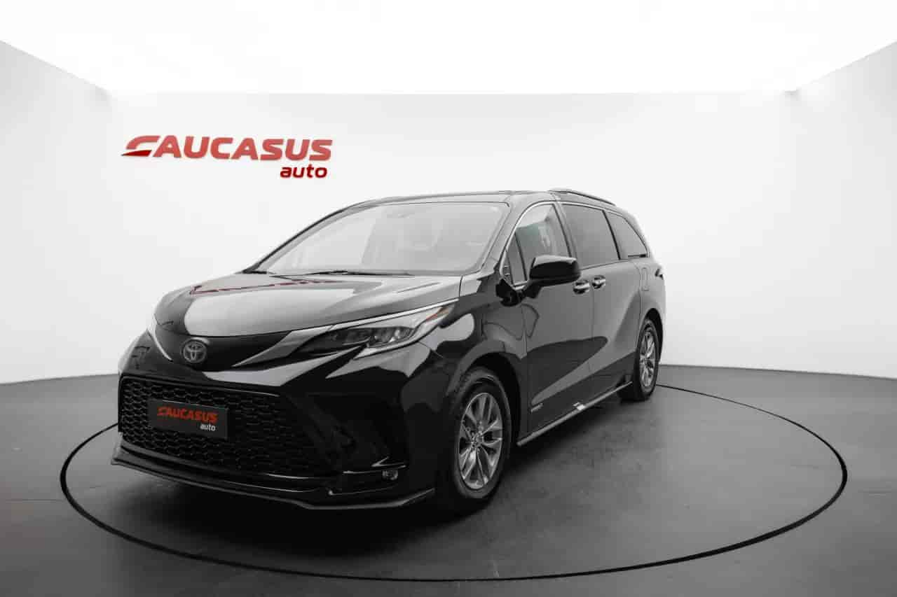 TOYOTA Sienna - 1