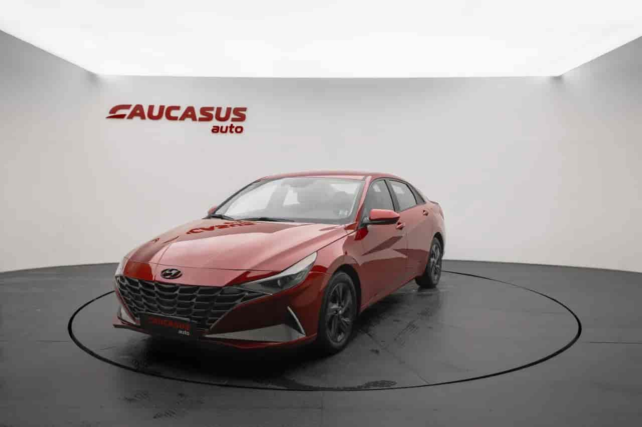 HYUNDAI Elantra - 1