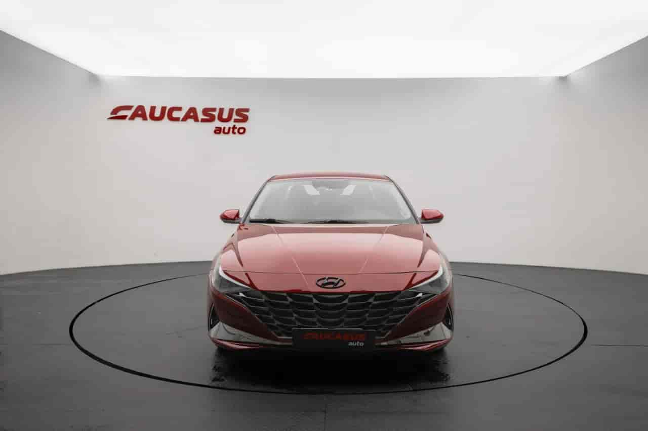 HYUNDAI Elantra - 2