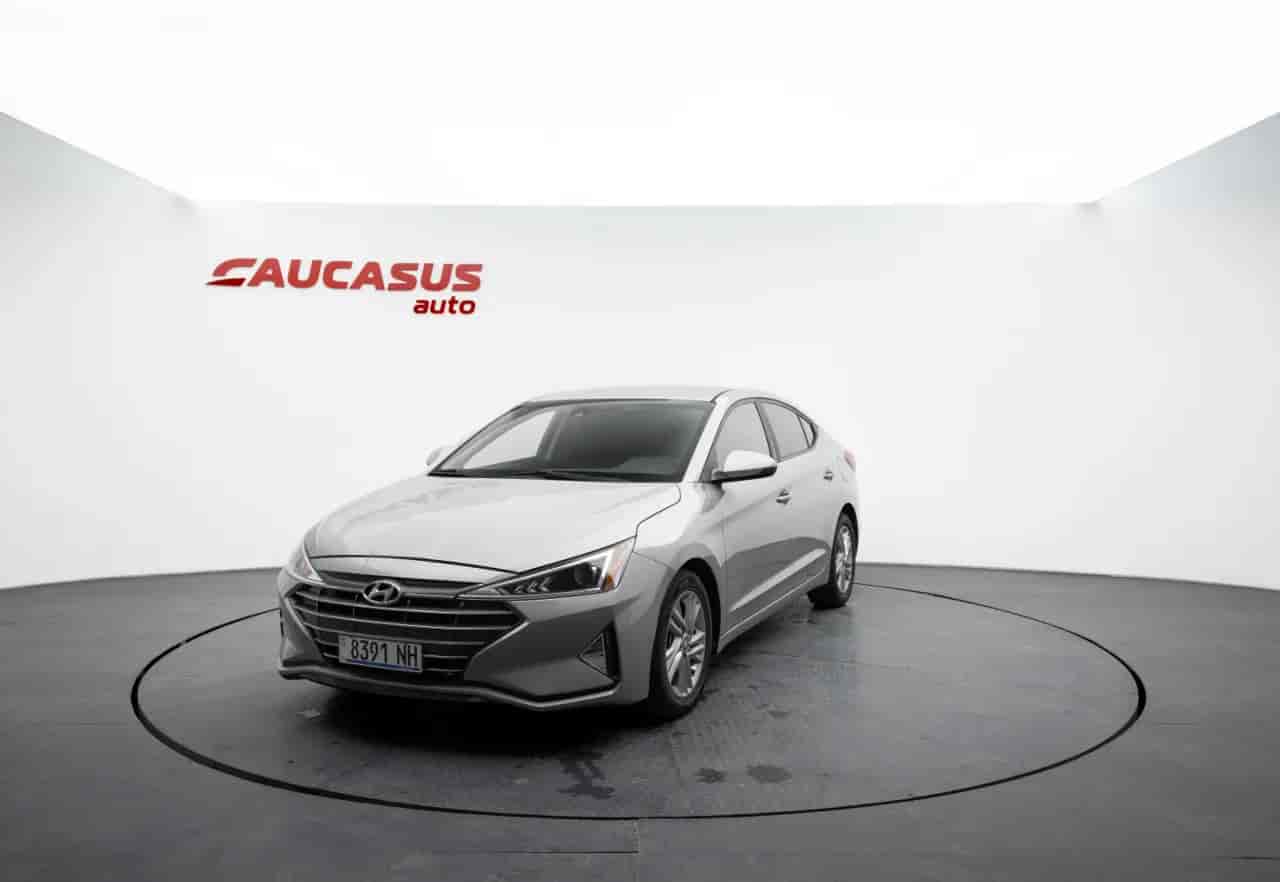 HYUNDAI Elantra - 1