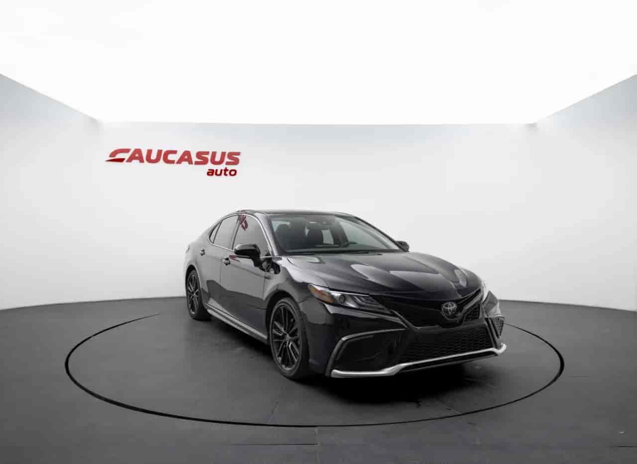 TOYOTA Camry - 3