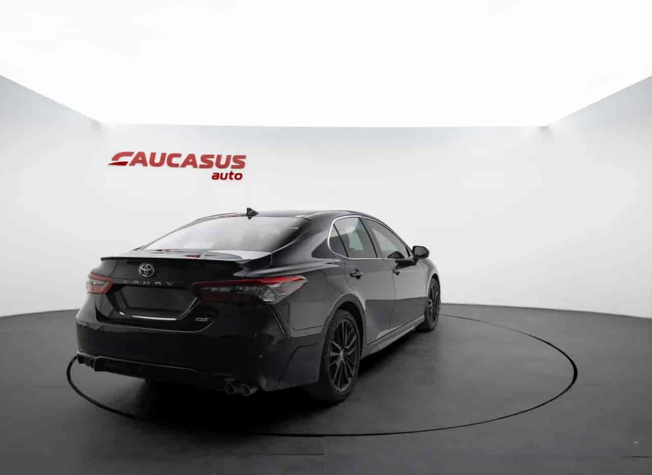 TOYOTA Camry - 4