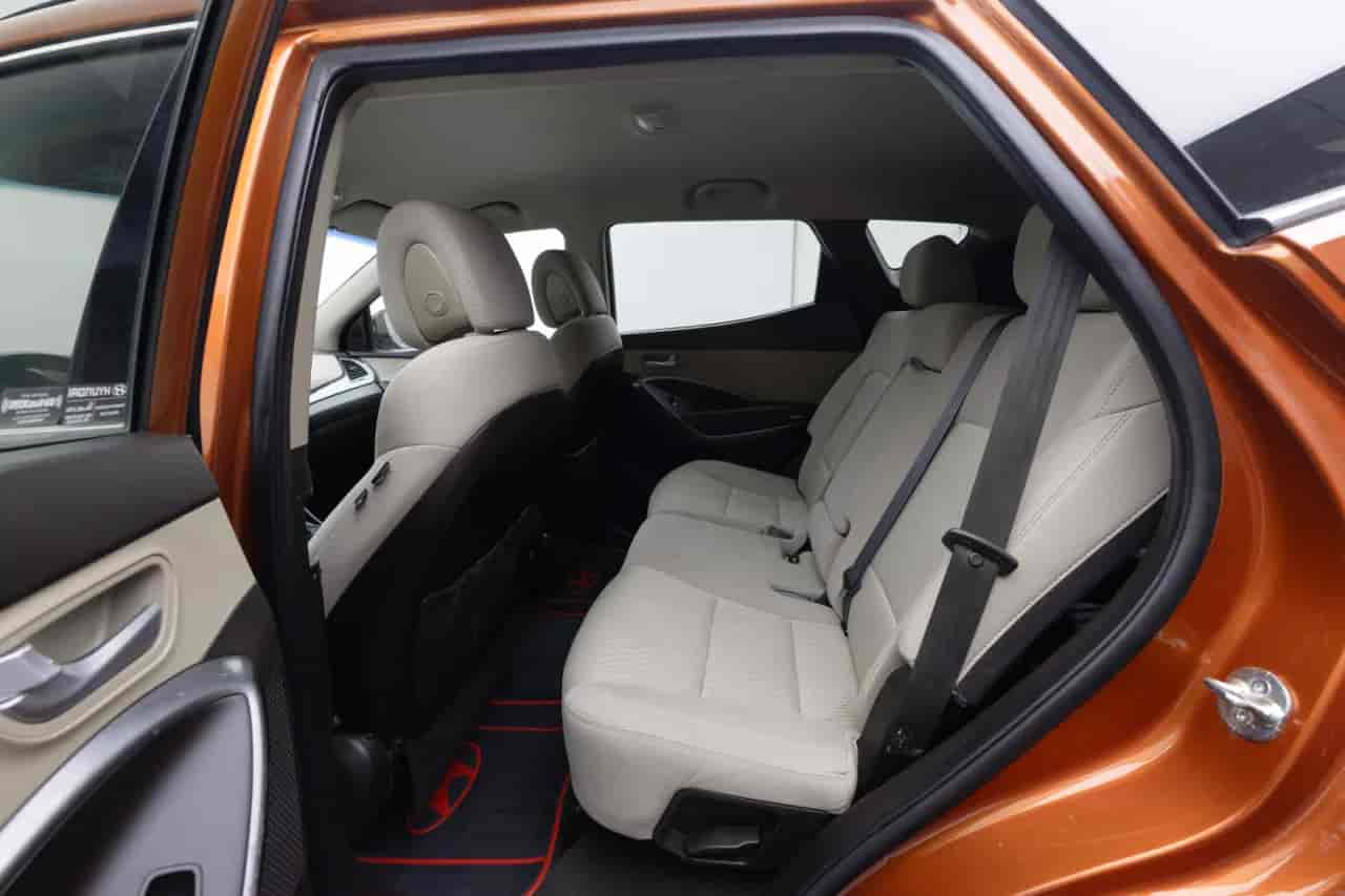 HYUNDAI Santa Fe - 8