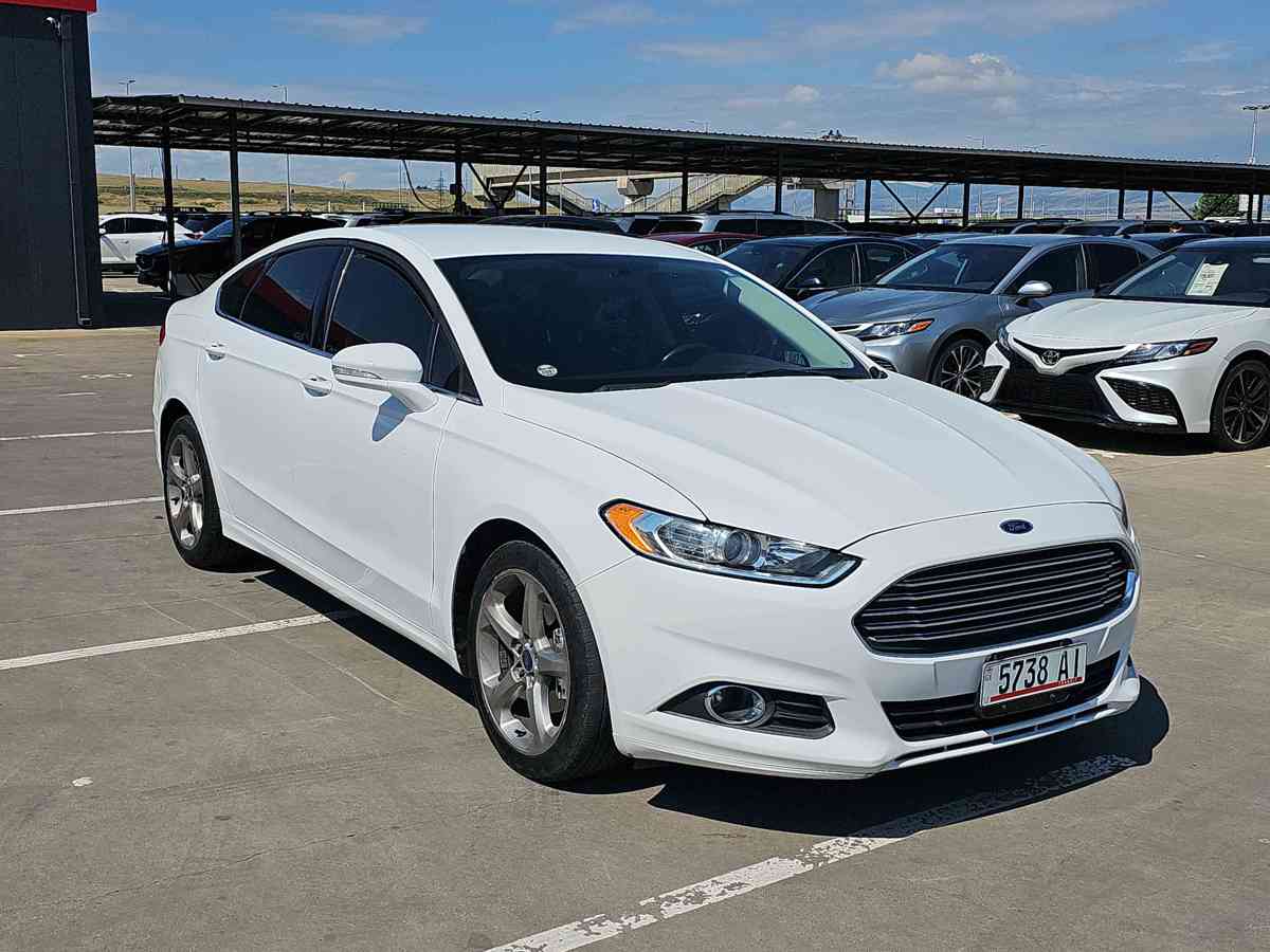 FORD Fusion - 3