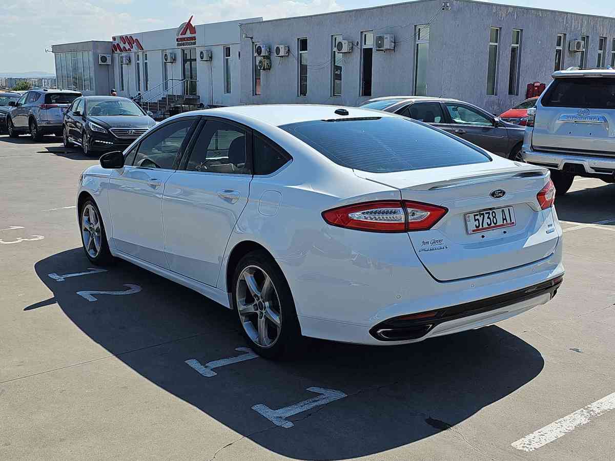 FORD Fusion - 6