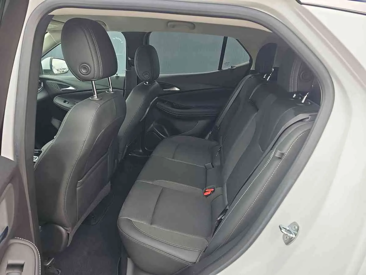 BUICK Encore - 8