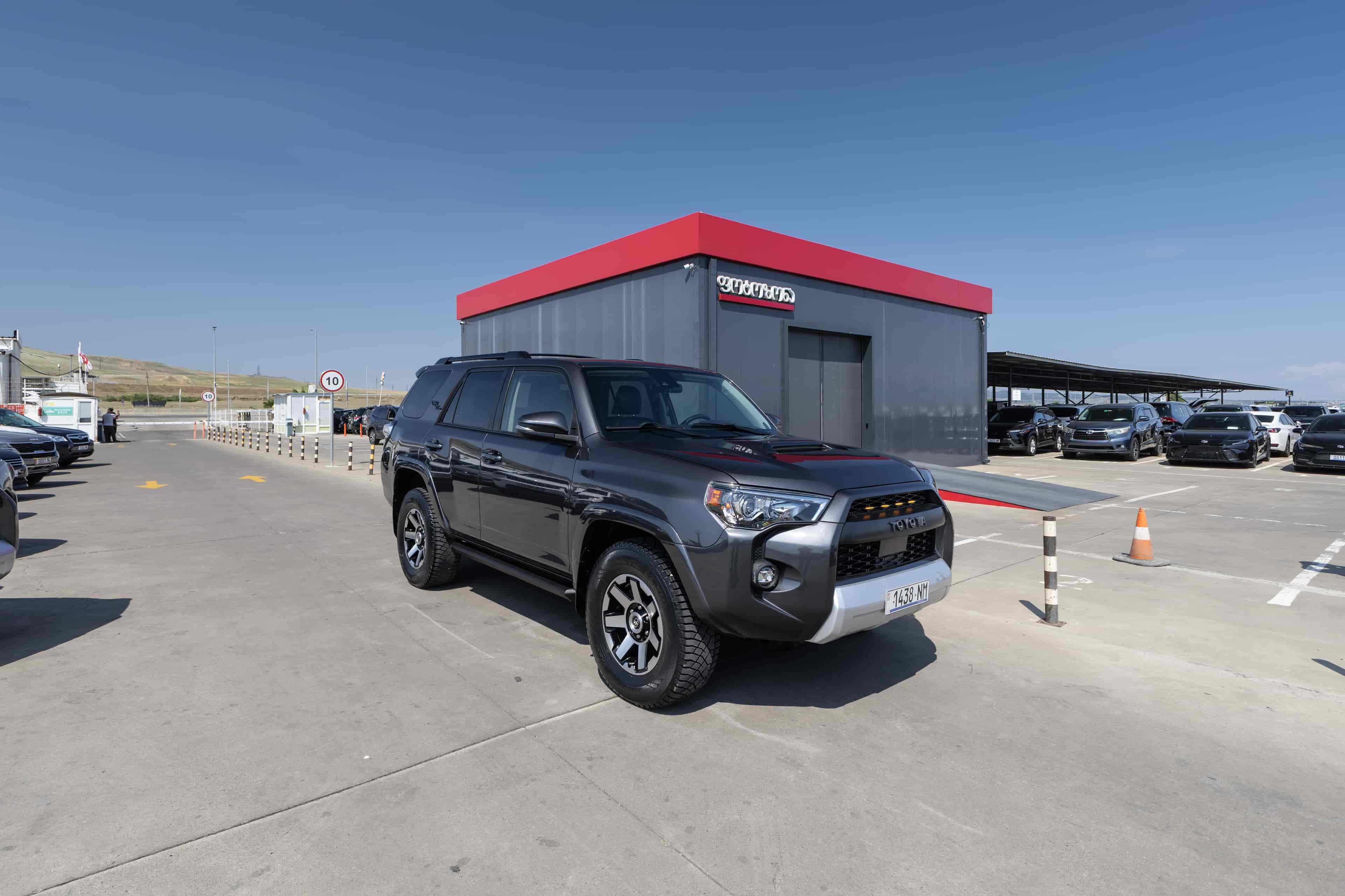 TOYOTA 4Runner - 3