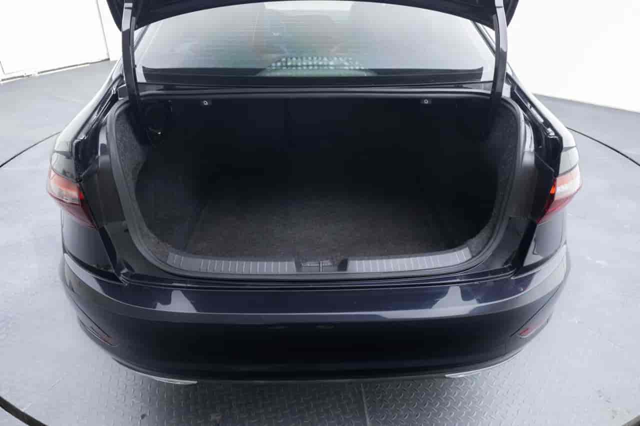 VOLKSWAGEN Jetta - 7