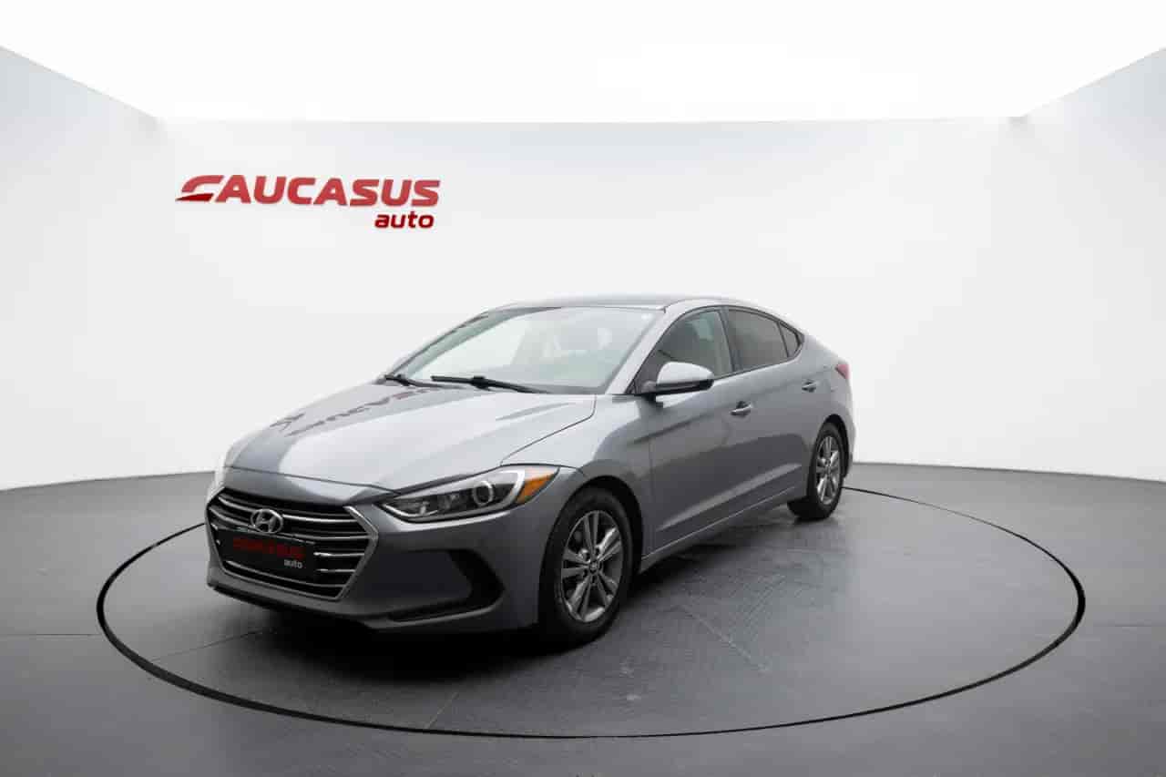 HYUNDAI Elantra - 1