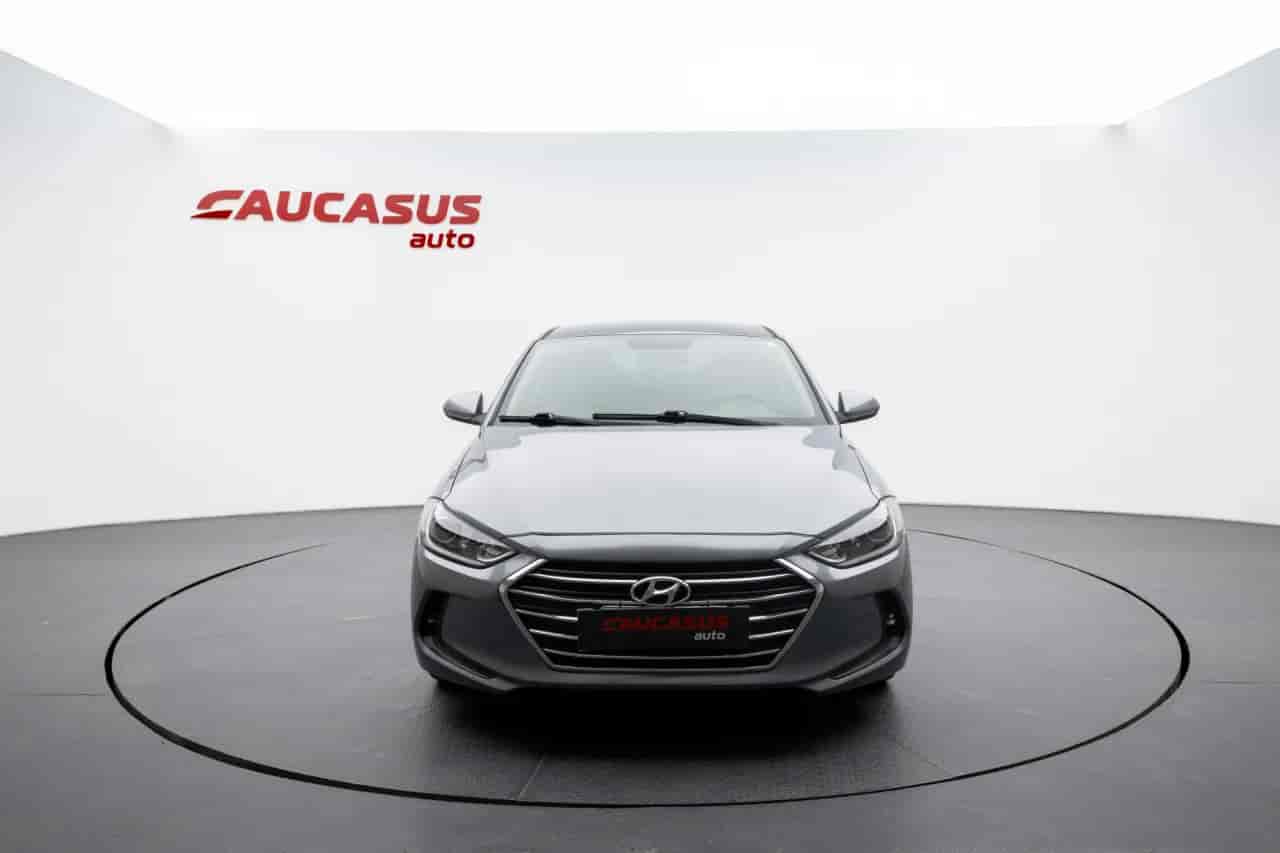 HYUNDAI Elantra - 2