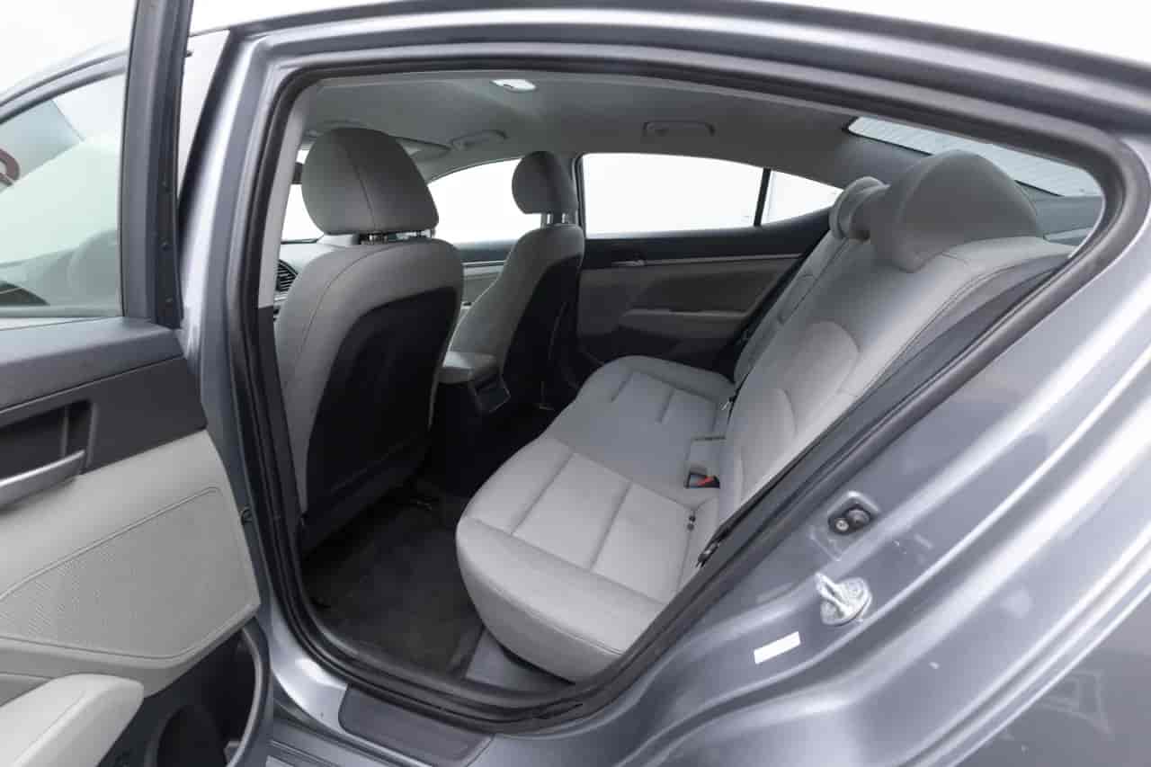 HYUNDAI Elantra - 8