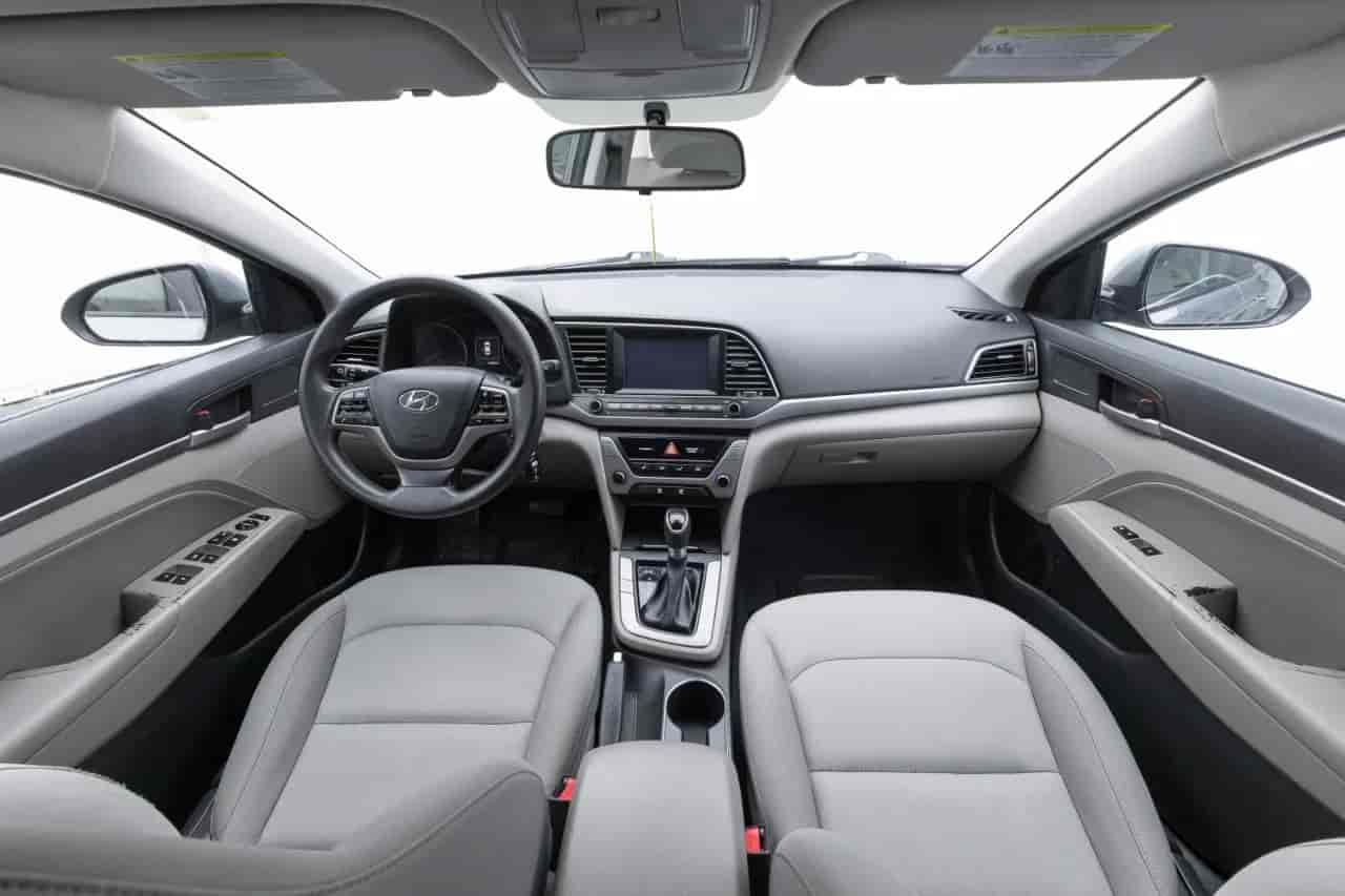 HYUNDAI Elantra - 9