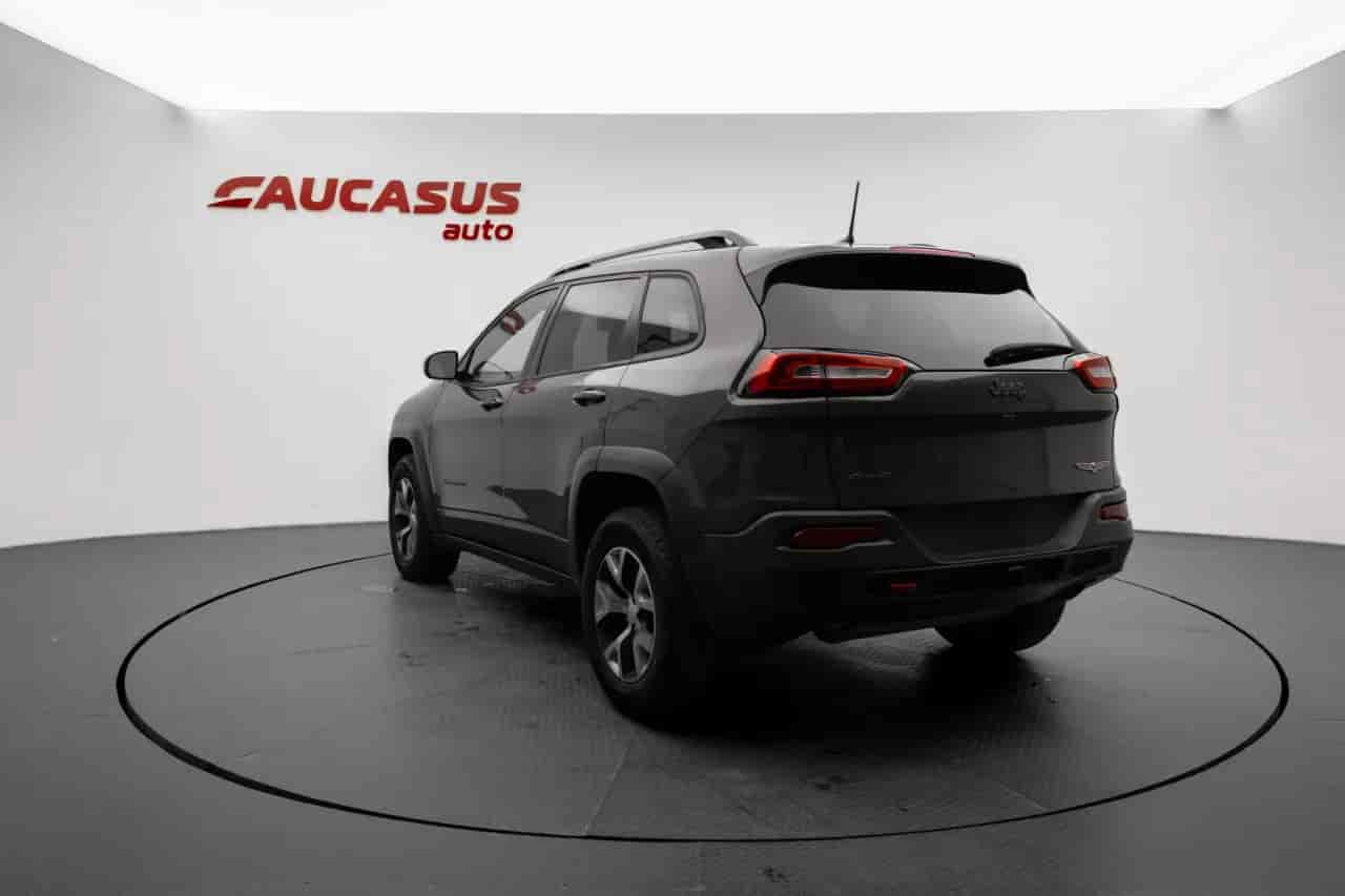 JEEP Cherokee - 6