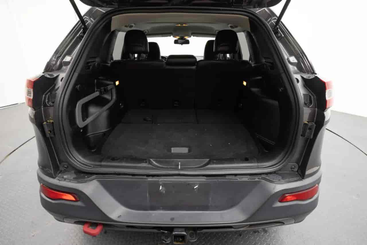 JEEP Cherokee - 7