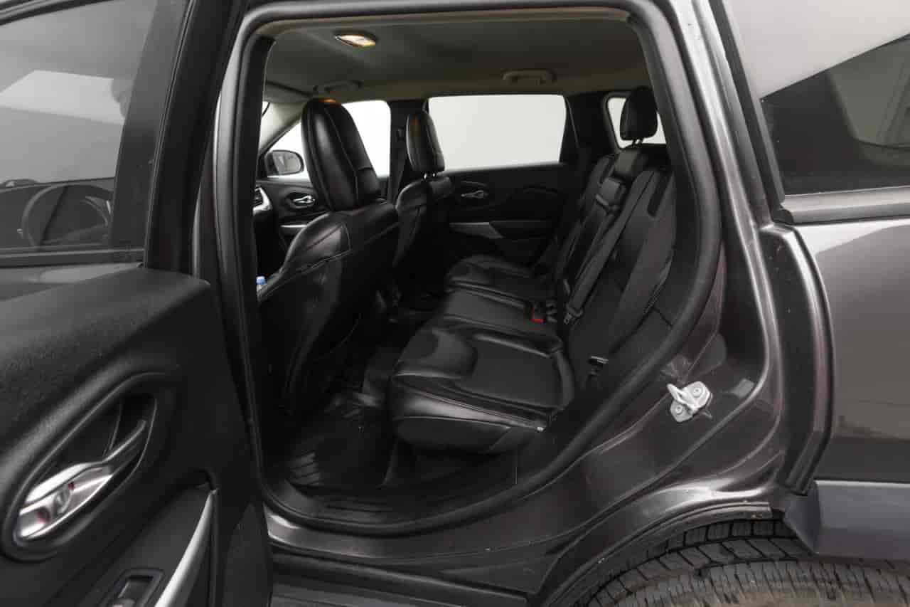 JEEP Cherokee - 8