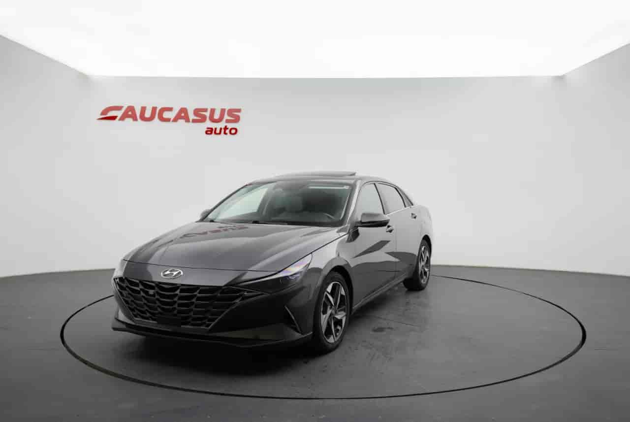 HYUNDAI Elantra - 1
