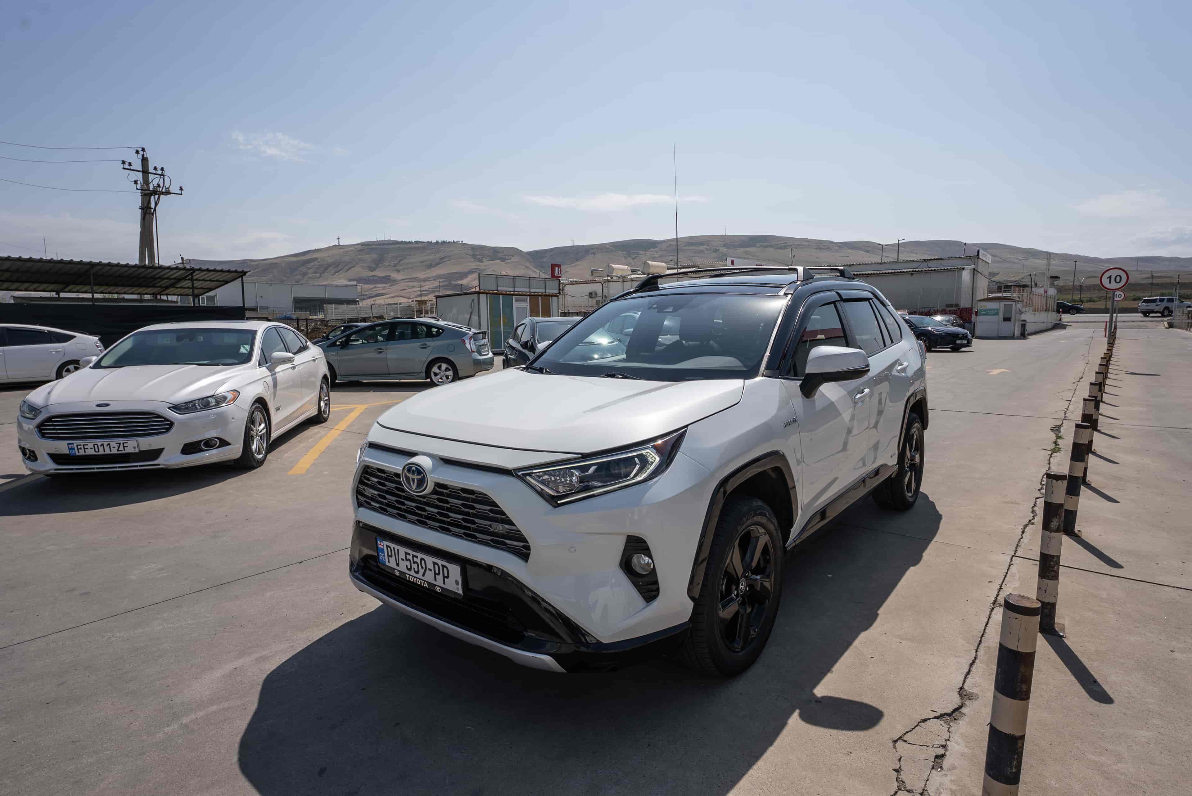 TOYOTA RAV4 - 1