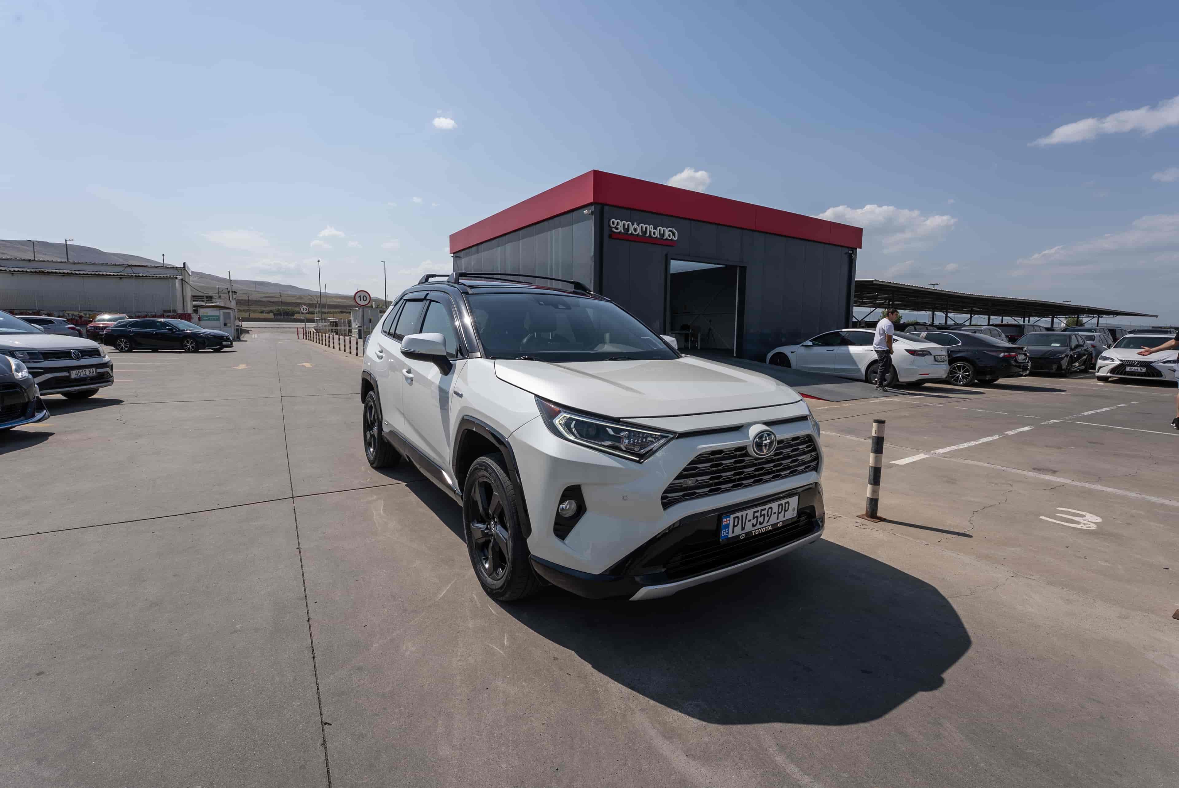 TOYOTA RAV4 - 3