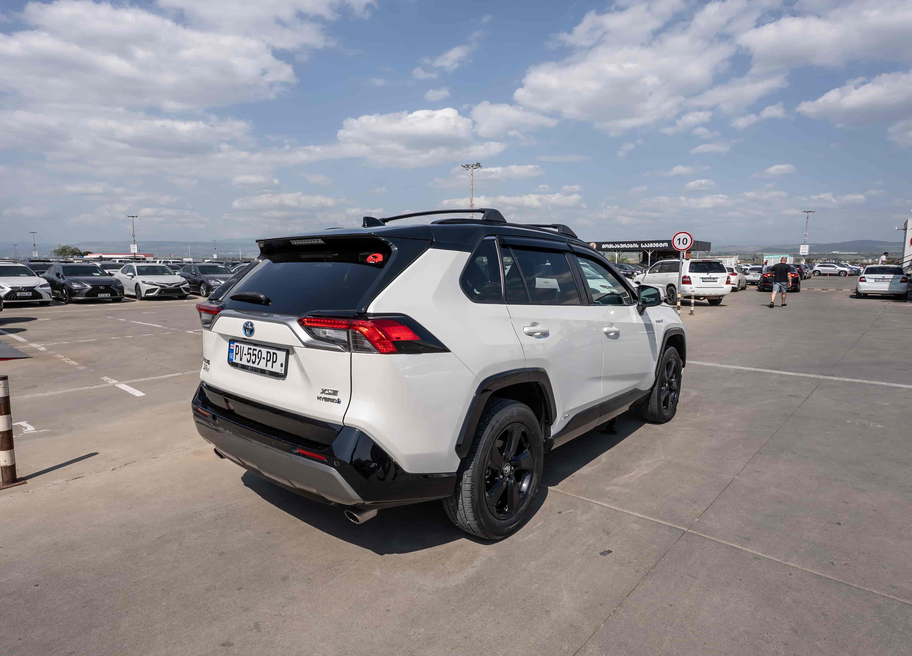 TOYOTA RAV4 - 4