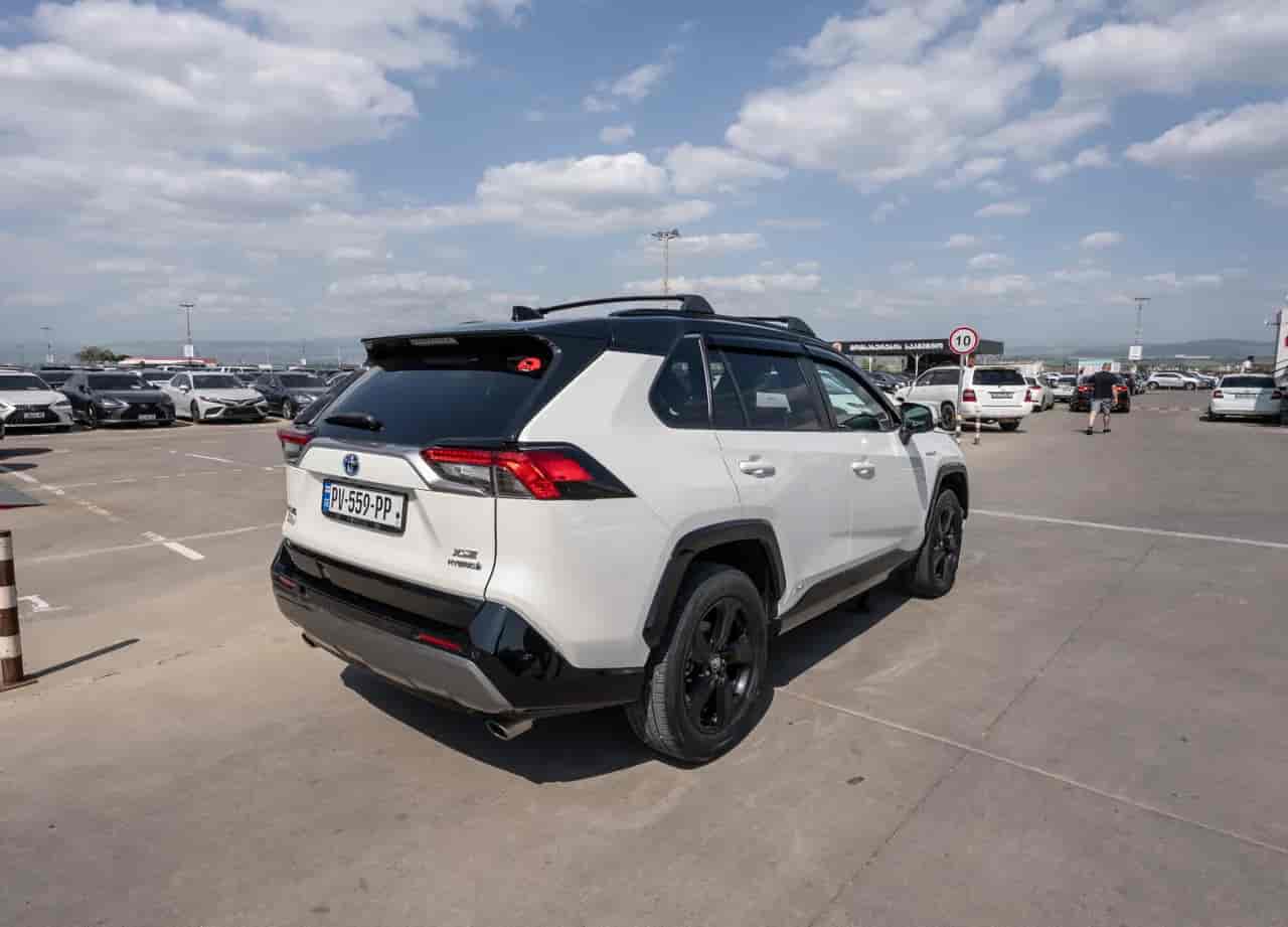 TOYOTA RAV4 - 4