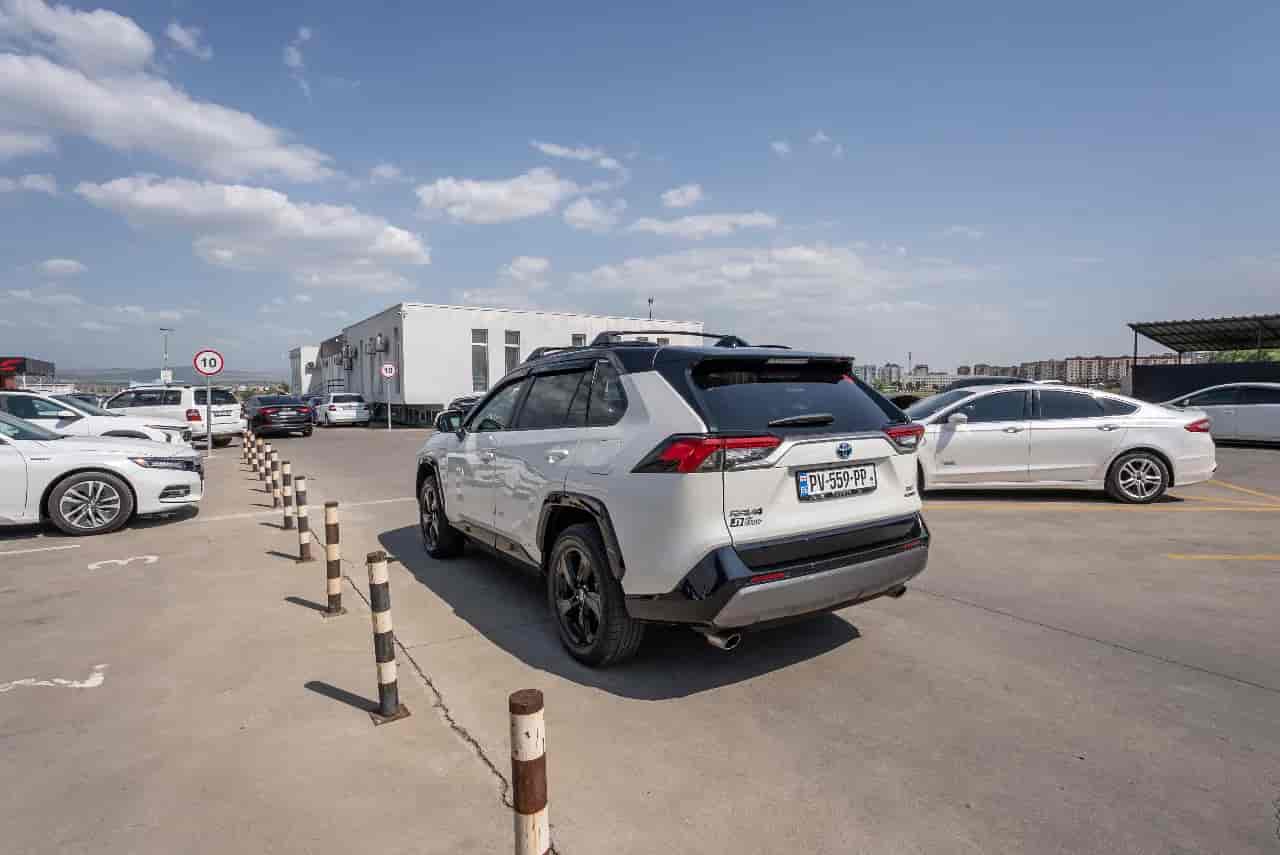 TOYOTA RAV4 - 6