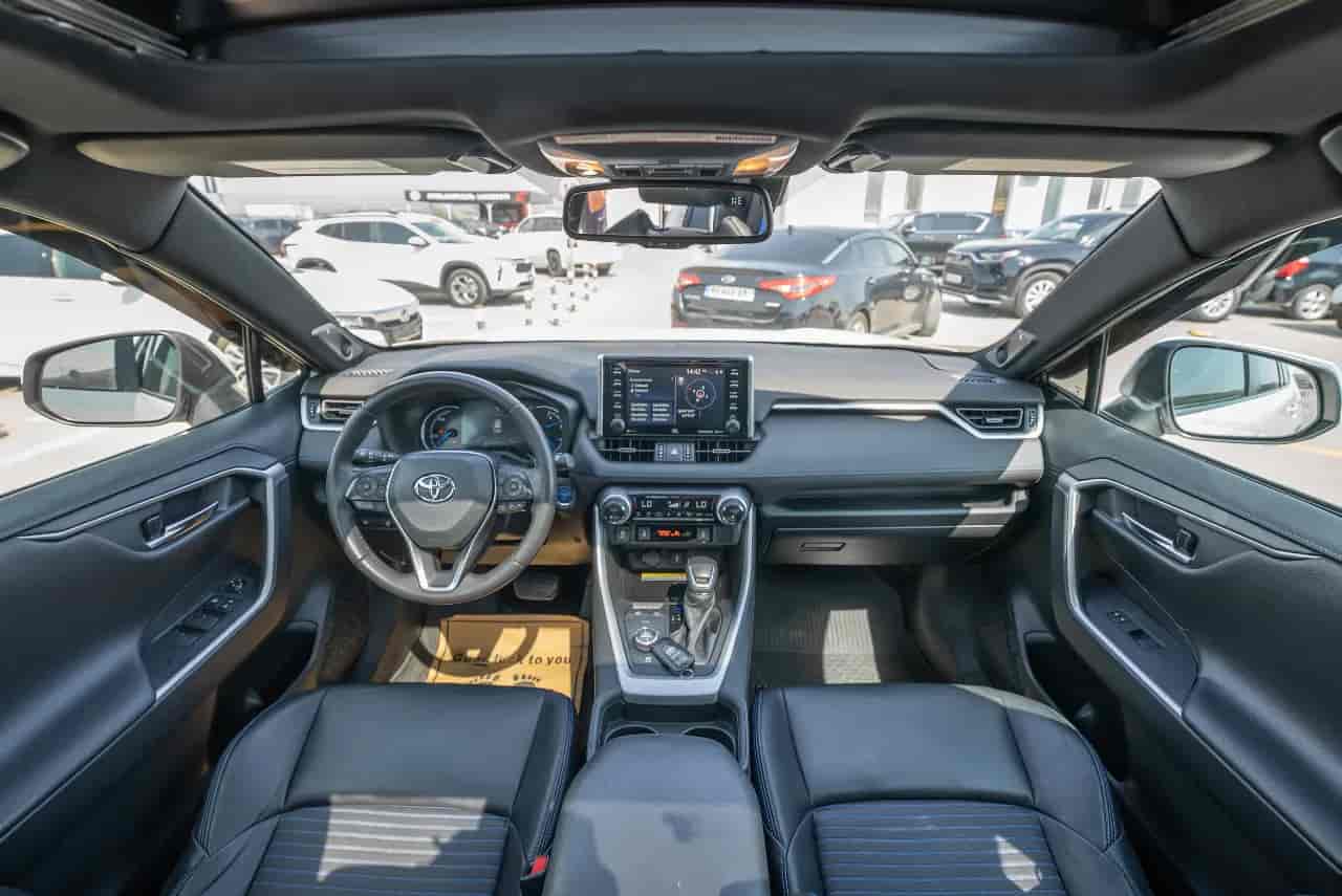 TOYOTA RAV4 - 9