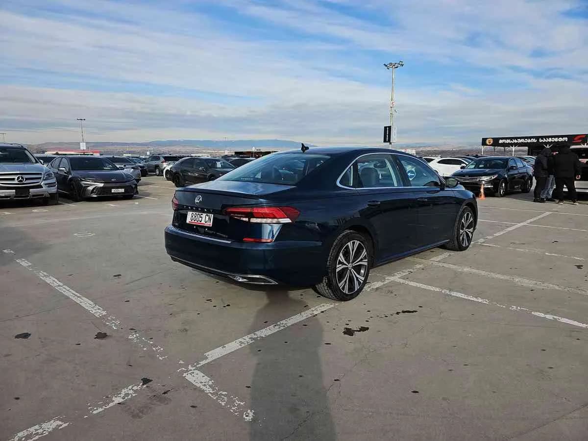 VOLKSWAGEN Passat - 4