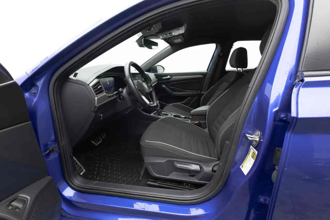 VOLKSWAGEN Jetta - 10
