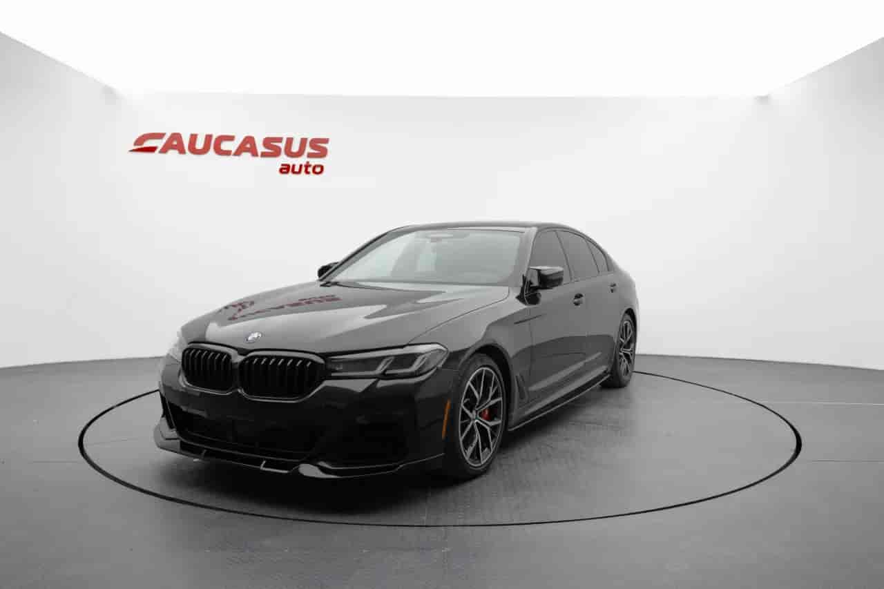 BMW 5-Series - 1