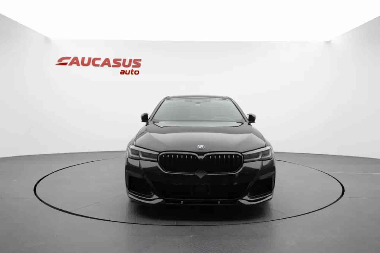 BMW 5-Series - 2