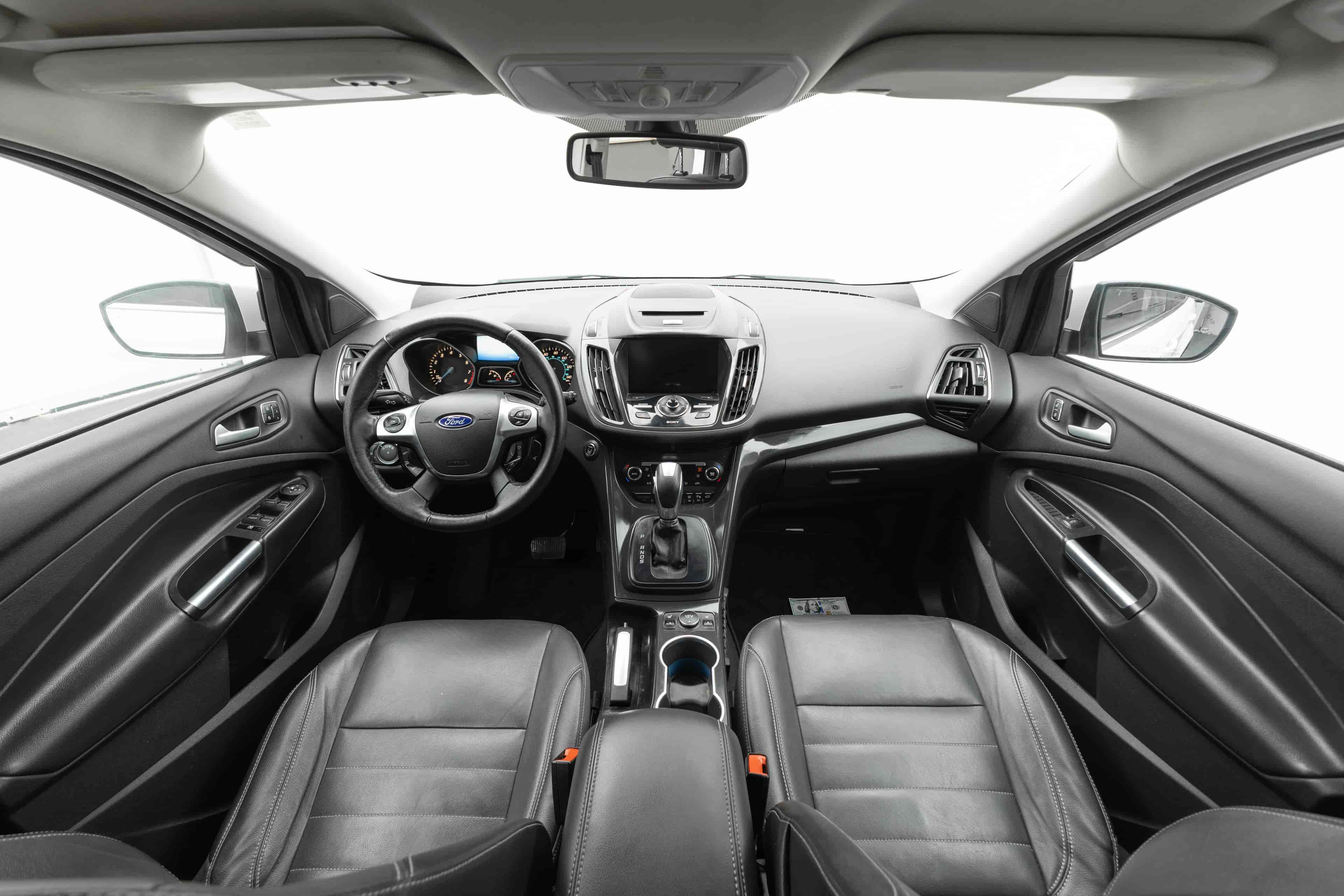 FORD Escape - 8