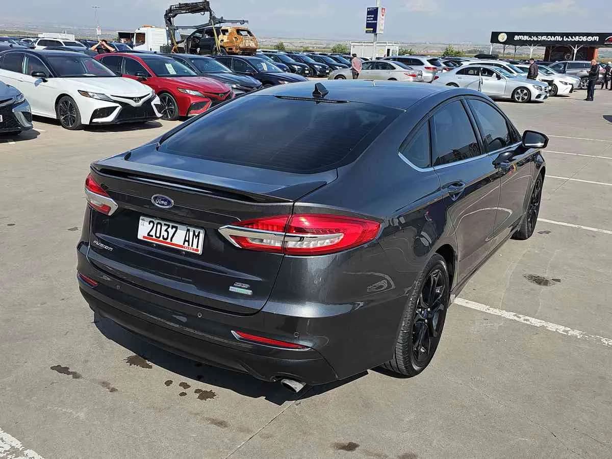 FORD Fusion - 4