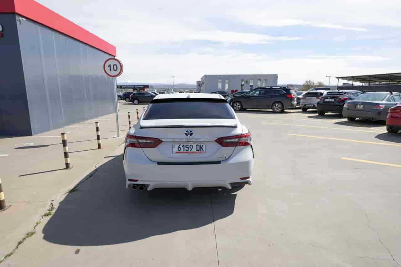 TOYOTA Camry - 5