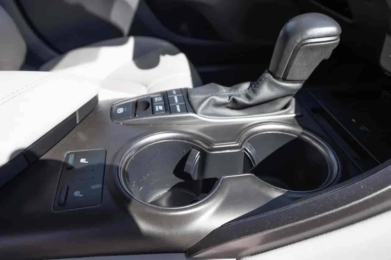 TOYOTA Camry - 10