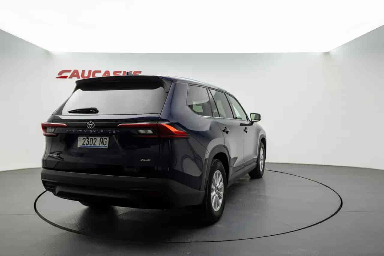 TOYOTA Grand Highlander - 4