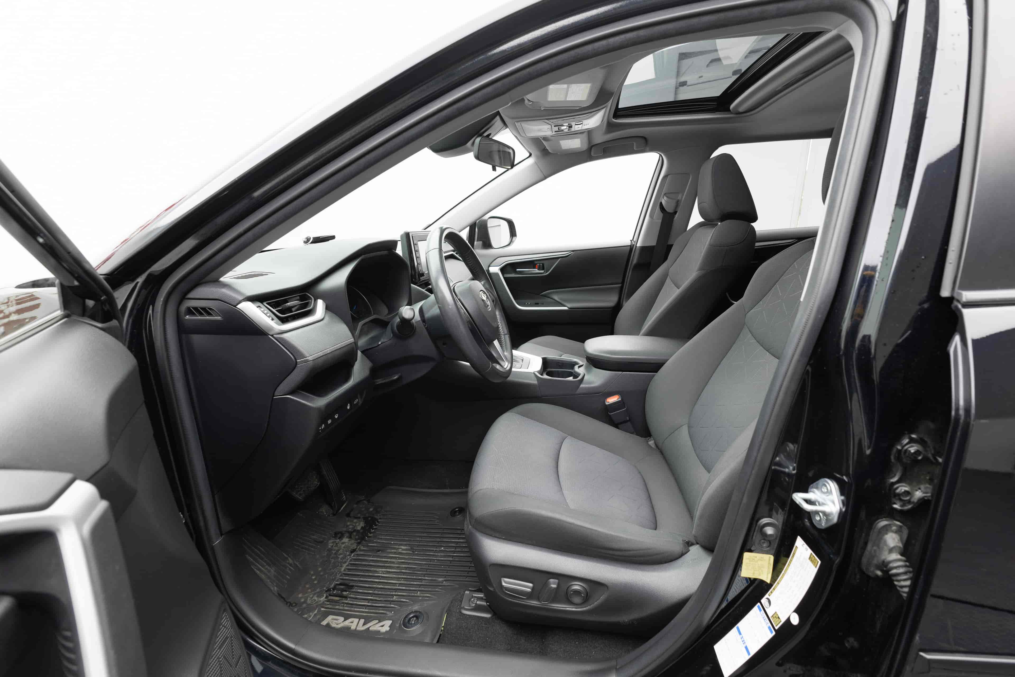 TOYOTA RAV4 - 10