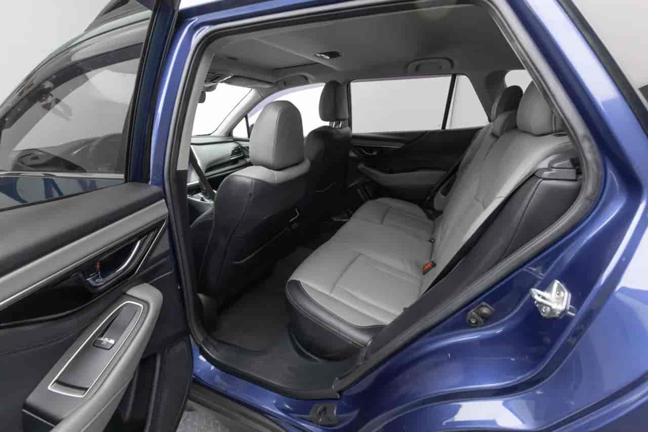SUBARU Outback - 8