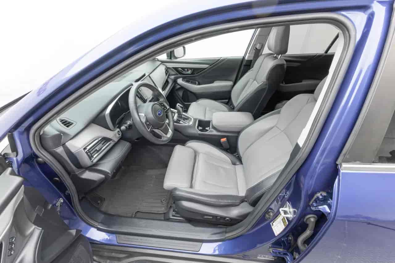 SUBARU Outback - 10