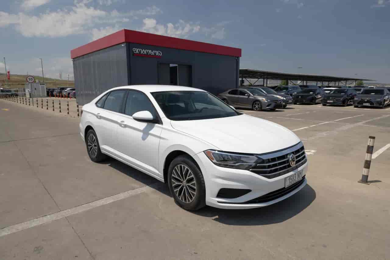 VOLKSWAGEN Jetta - 3